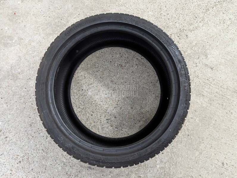 Continental 255/35 R19 Zimska