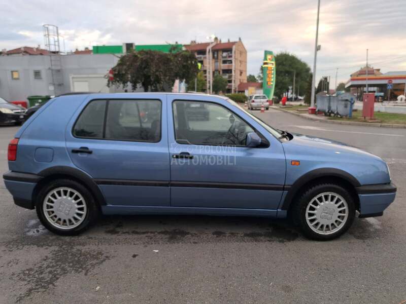Volkswagen Golf 3 1.8Au,matik