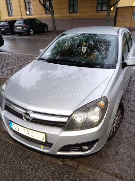 Opel Astra H 
