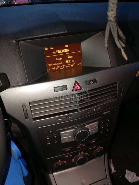 Opel Astra H 