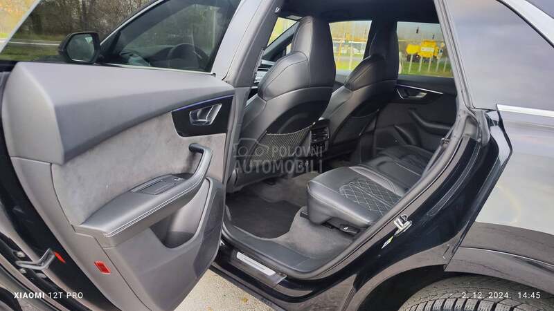 Audi Q8 3XS MATRIX/HIBR