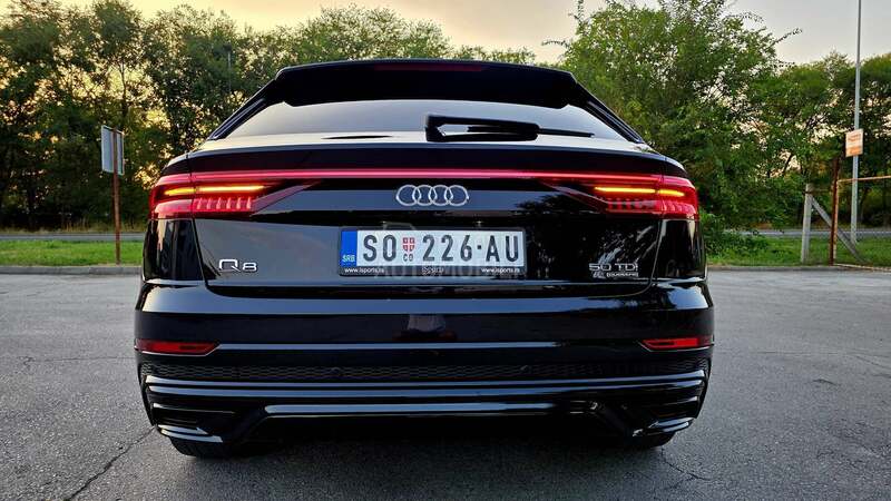 Audi Q8 3XS MATRIX/HIBR
