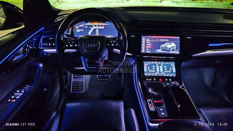 Audi Q8 3XS MATRIX/HIBR