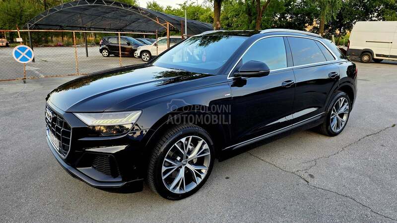 Audi Q8 3XS MATRIX/HIBR