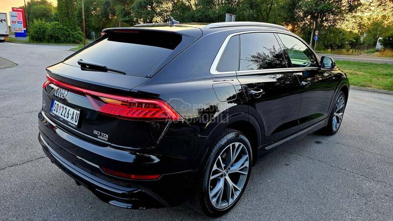Audi Q8 3XS MATRIX/HIBR