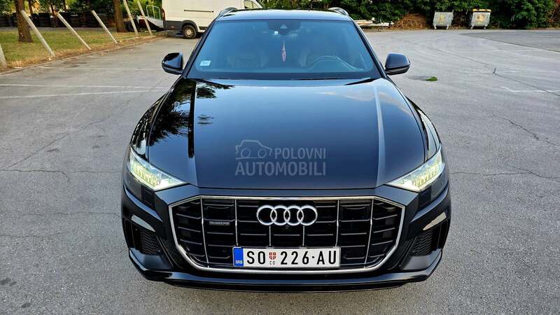 Audi Q8 3XS MATRIX/HIBR