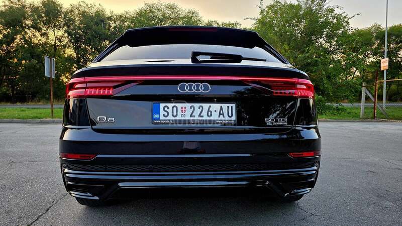 Audi Q8 3XS MATRIX/HIBR