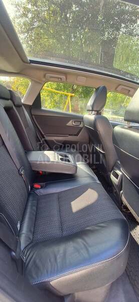 Toyota Auris 1.8 Hybrid/TNG