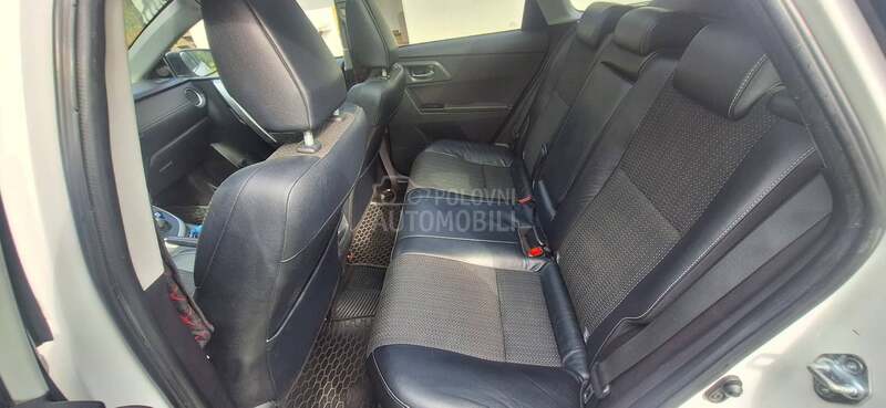 Toyota Auris 1.8 Hybrid/TNG