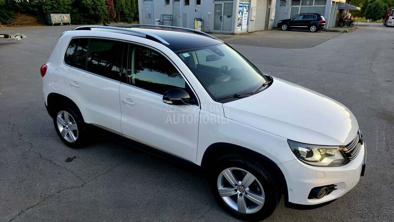 Volkswagen Tiguan 2,0TDI DSG HIGH LINE