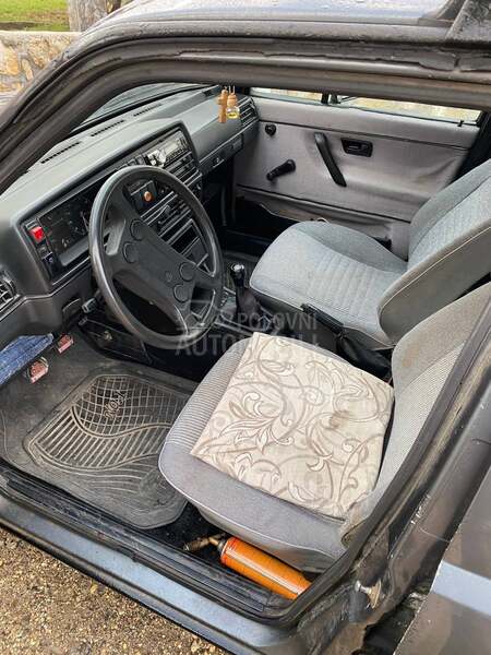 Volkswagen Golf 2 1.6 D