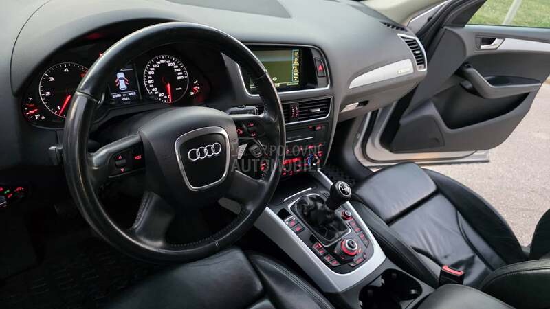 Audi Q5 2,0TDI DIODA NAVl
