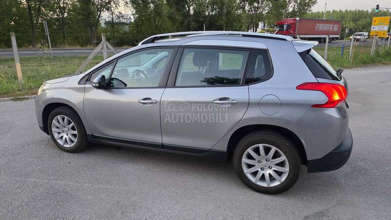 Peugeot 2008 1,2b ACTIVE LED