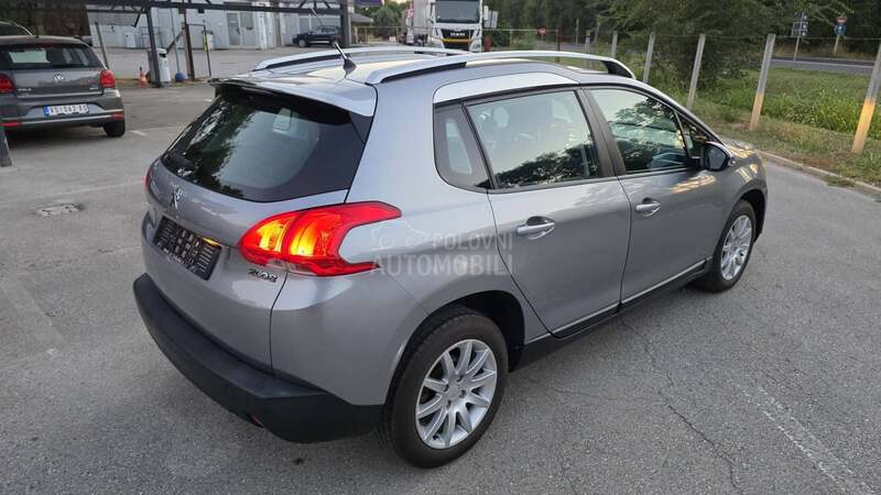 Peugeot 2008 1,2b ACTIVE LED