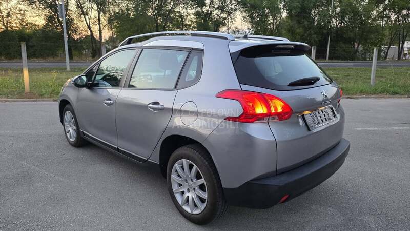 Peugeot 2008 1,2b ACTIVE LED