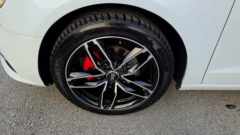 Audi A3 1,6TDI NAVl PERLA