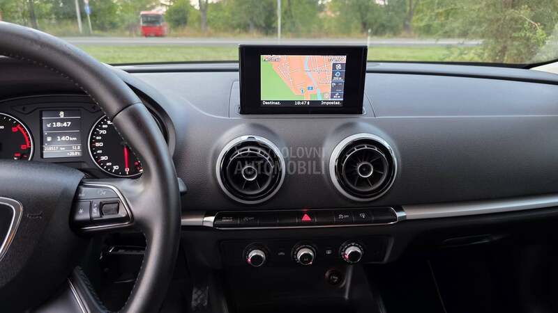 Audi A3 1,6TDI NAVl PERLA