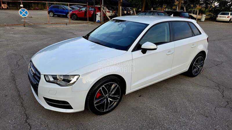Audi A3 1,6TDI NAVl PERLA