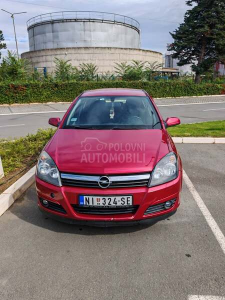 Opel Astra H 