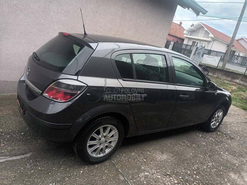 Opel Astra H 1.4b//ecoflex