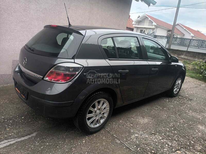 Opel Astra H 1.4b//ecoflex