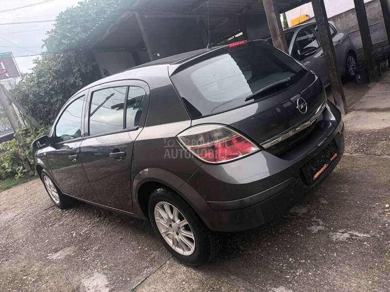 Opel Astra H 1.4b//ecoflex