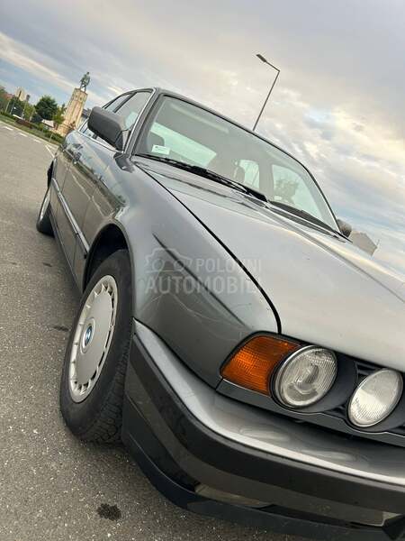 BMW 520 520i