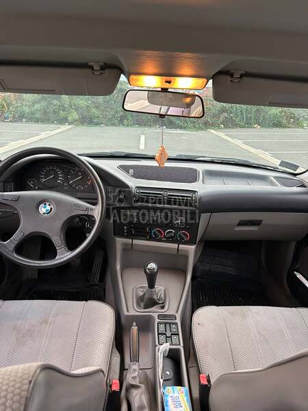 BMW 520 520i