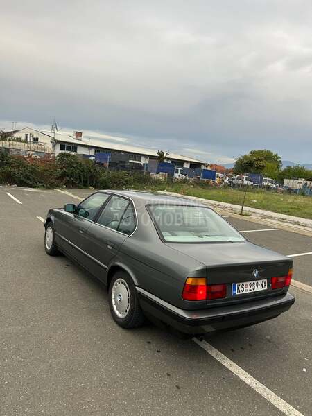 BMW 520 520i