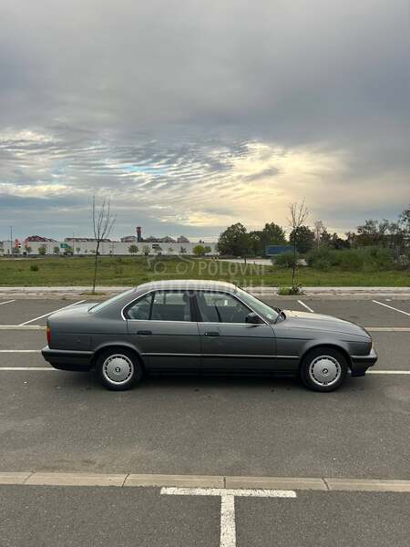 BMW 520 520i