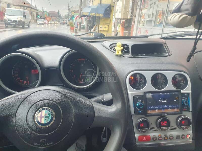 Alfa Romeo 156 