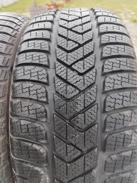 Pirelli 225/40 R18 Zimska