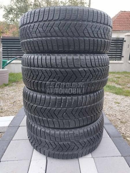 Pirelli 225/40 R18 Zimska