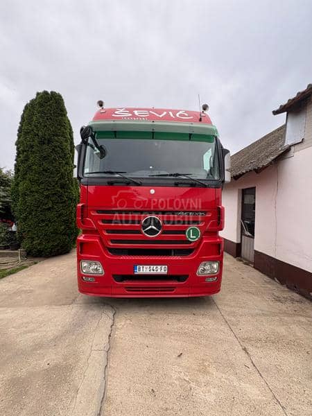 Mercedes Benz ACTROS 1844