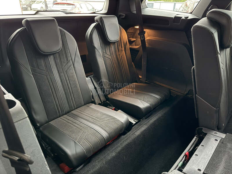 Peugeot 5008 Gt/Black/NewModel/