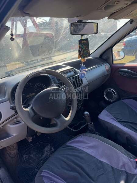 Fiat Punto 1,9 djti