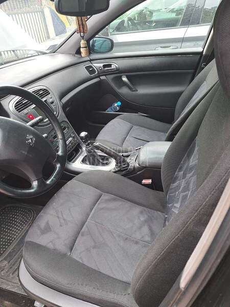 Peugeot 607 