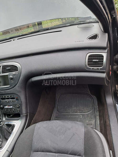 Peugeot 607 