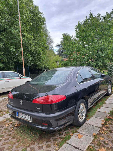 Peugeot 607 