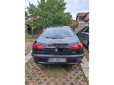 Peugeot 607 
