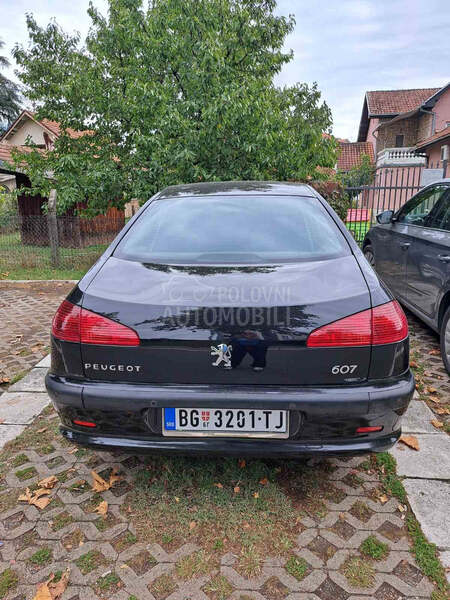 Peugeot 607 