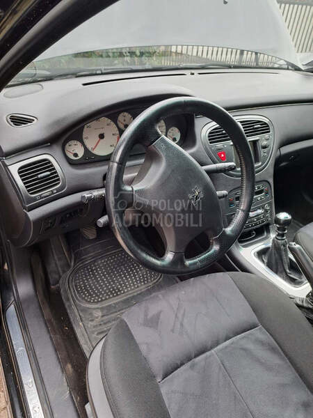 Peugeot 607 