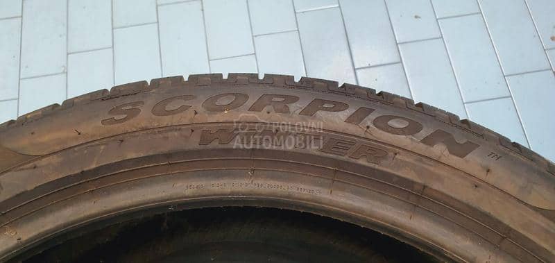 Pirelli 275/40 R22 Zimska