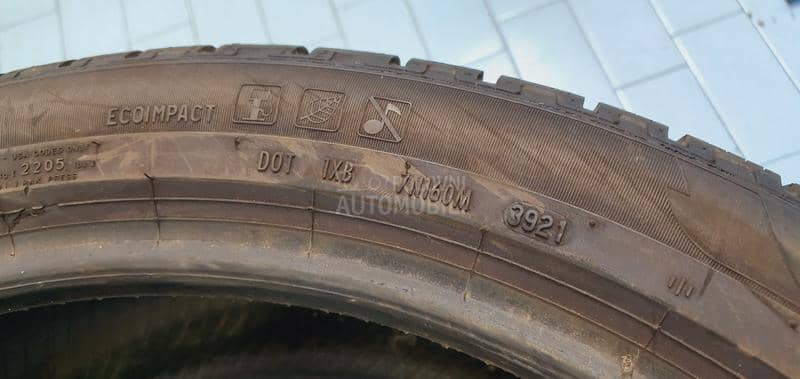 Pirelli 275/40 R22 Zimska