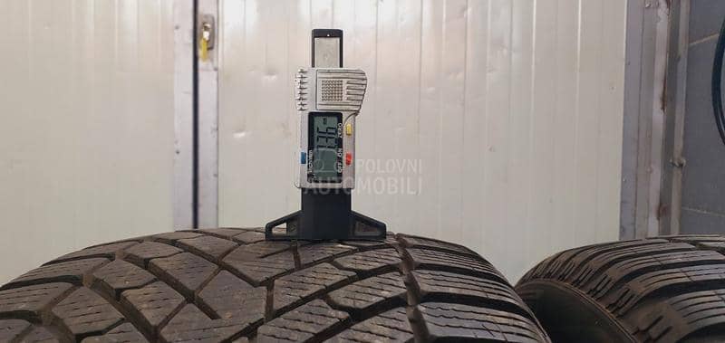 Pirelli 255/40 R21 Zimska