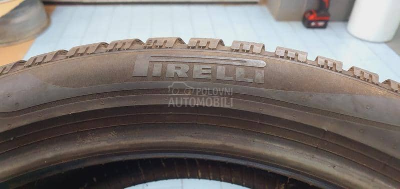 Pirelli 255/40 R21 Zimska