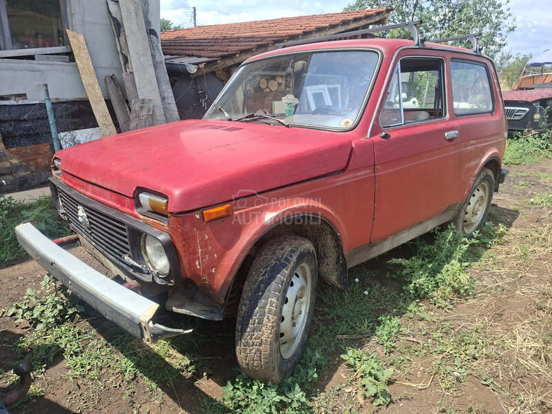 Delovi za Lada Niva