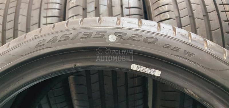 Pirelli 245/35 R20 Letnja