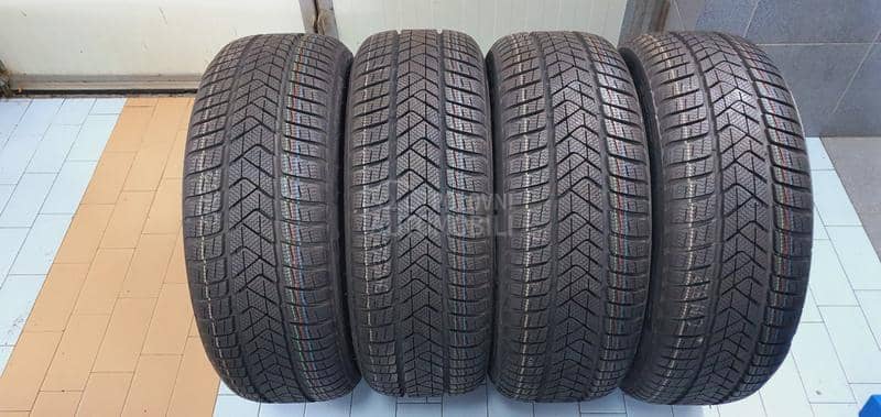 Pirelli 235/55 R18 Zimska