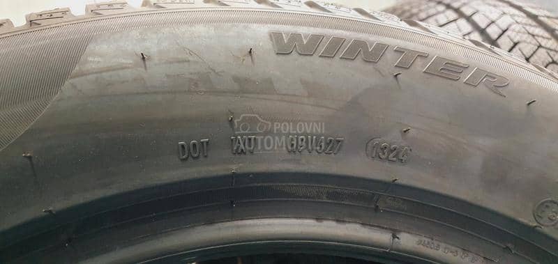 Pirelli 235/55 R18 Zimska